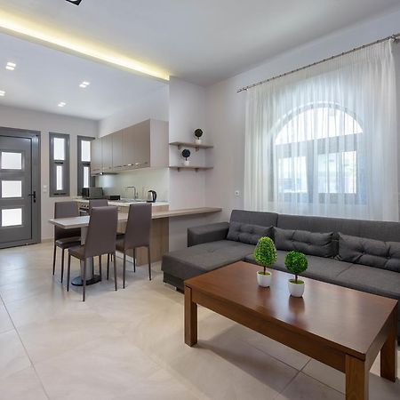 Lardos Luxury Apartments מראה חיצוני תמונה